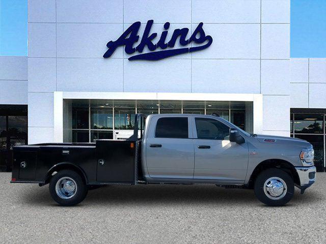 2024 RAM Ram 3500 Chassis Cab RAM 3500 TRADESMAN CREW CAB CHASSIS 4X4 60 CA