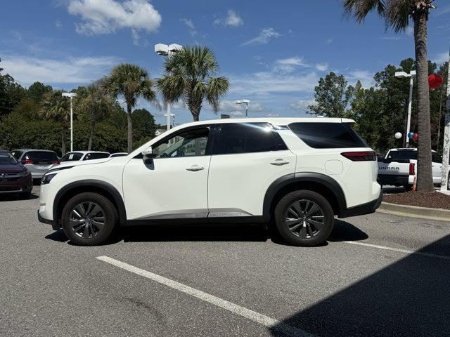 2022 Nissan Pathfinder S 4WD