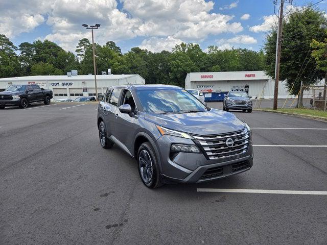 2024 Nissan Rogue SV FWD