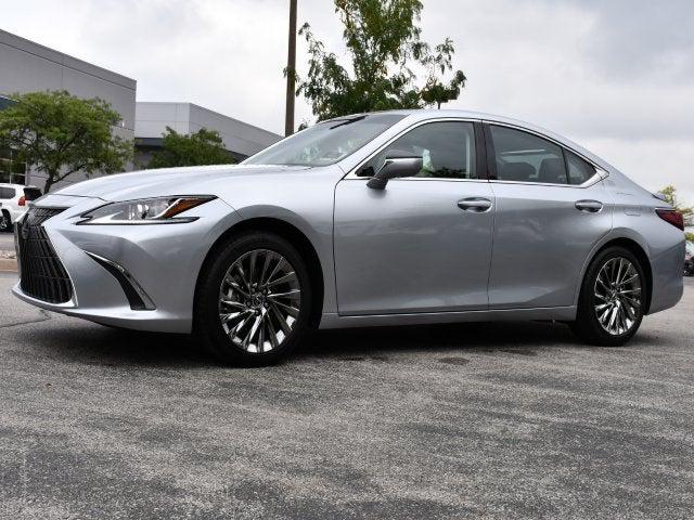 2024 Lexus ES 300h Luxury