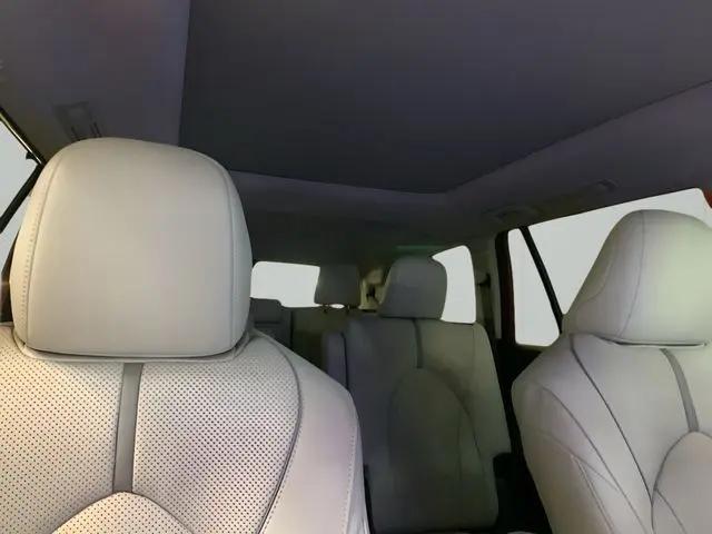 2025 Toyota Grand Highlander Platinum