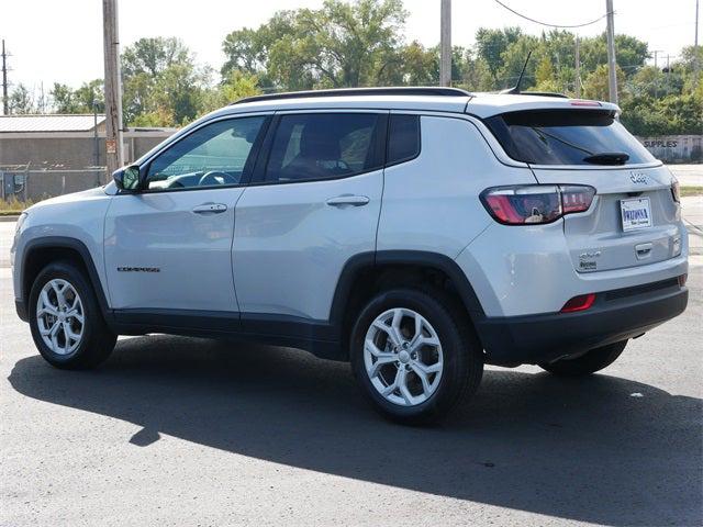 2024 Jeep Compass Latitude 4x4 2024 Jeep Compass Latitude 4x4