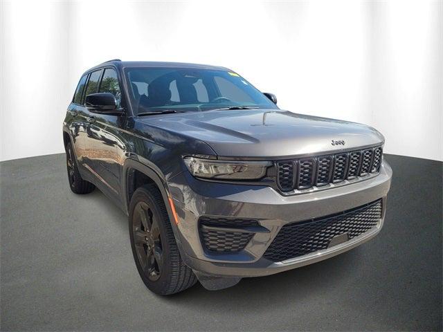 2024 Jeep Grand Cherokee Altitude 4x2