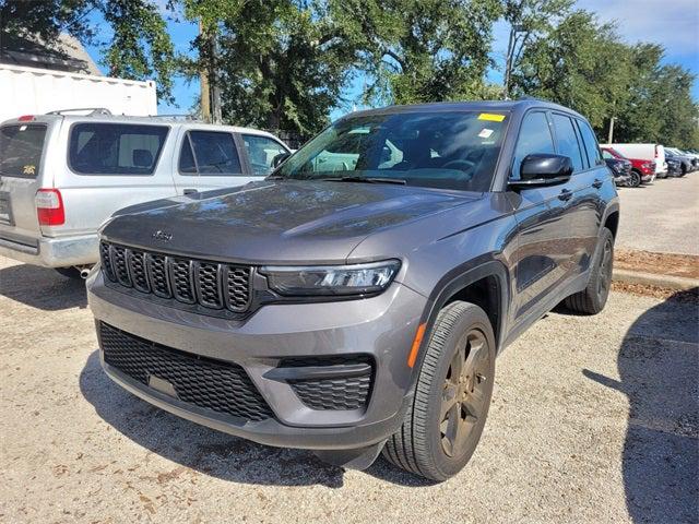 2024 Jeep Grand Cherokee Altitude 4x2