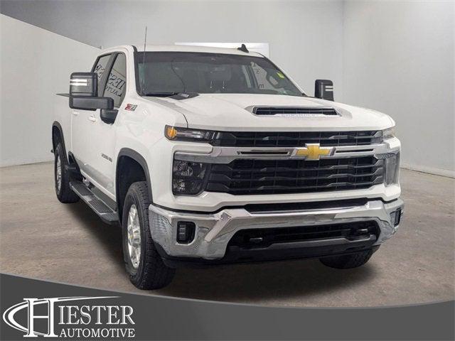 2024 Chevrolet Silverado 2500HD 4WD Crew Cab Standard Bed LT