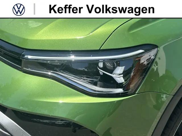 2026 Volkswagen Taos SE