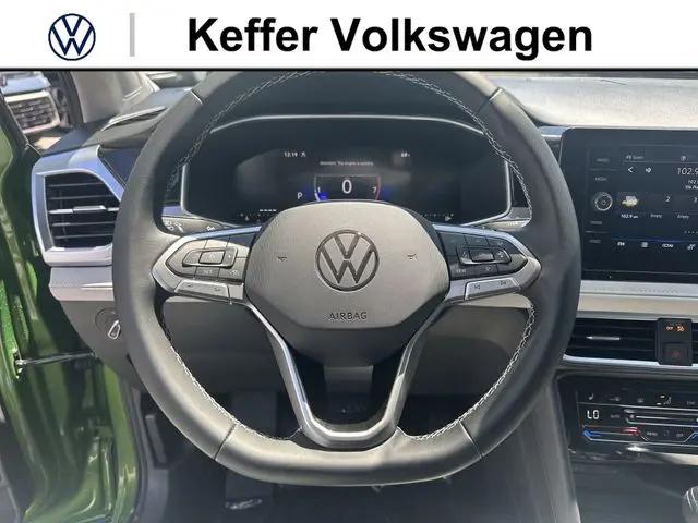 2026 Volkswagen Taos SE