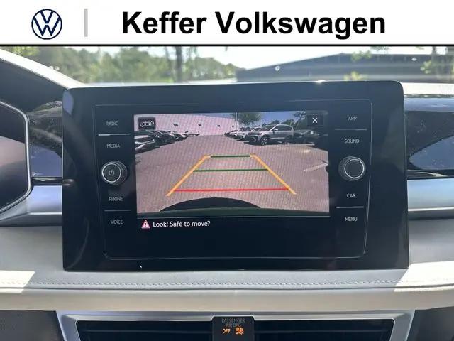 2026 Volkswagen Taos SE