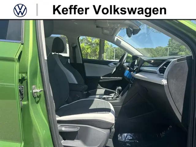 2026 Volkswagen Taos SE