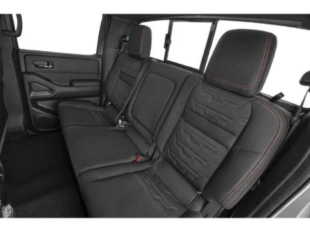 2025 Nissan Frontier Crew Cab Long Bed PRO-4X 4x4