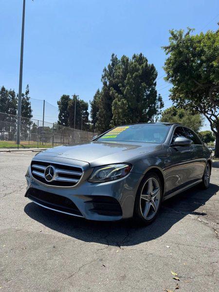 2018 Mercedes-Benz E-CLASS E 300 E 300