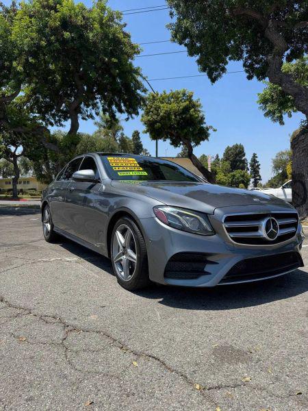 2018 Mercedes-Benz E-CLASS E 300 E 300