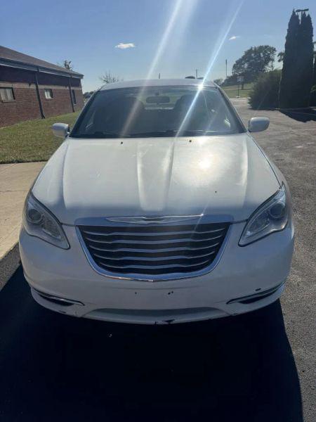 2013 Chrysler 200 LX