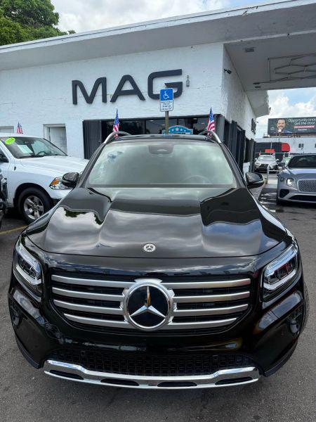 2025 Mercedes-Benz GLB 250