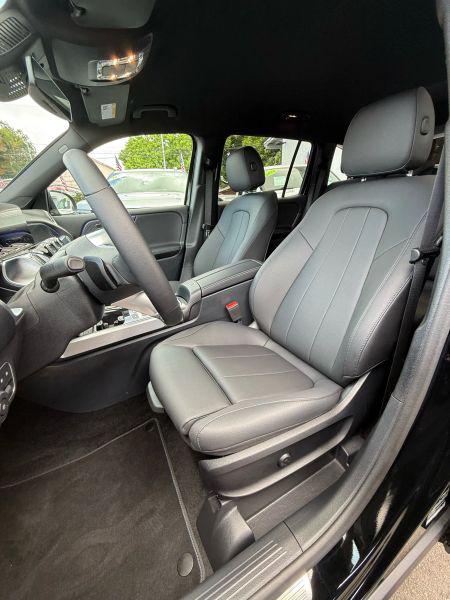2025 Mercedes-Benz GLB 250