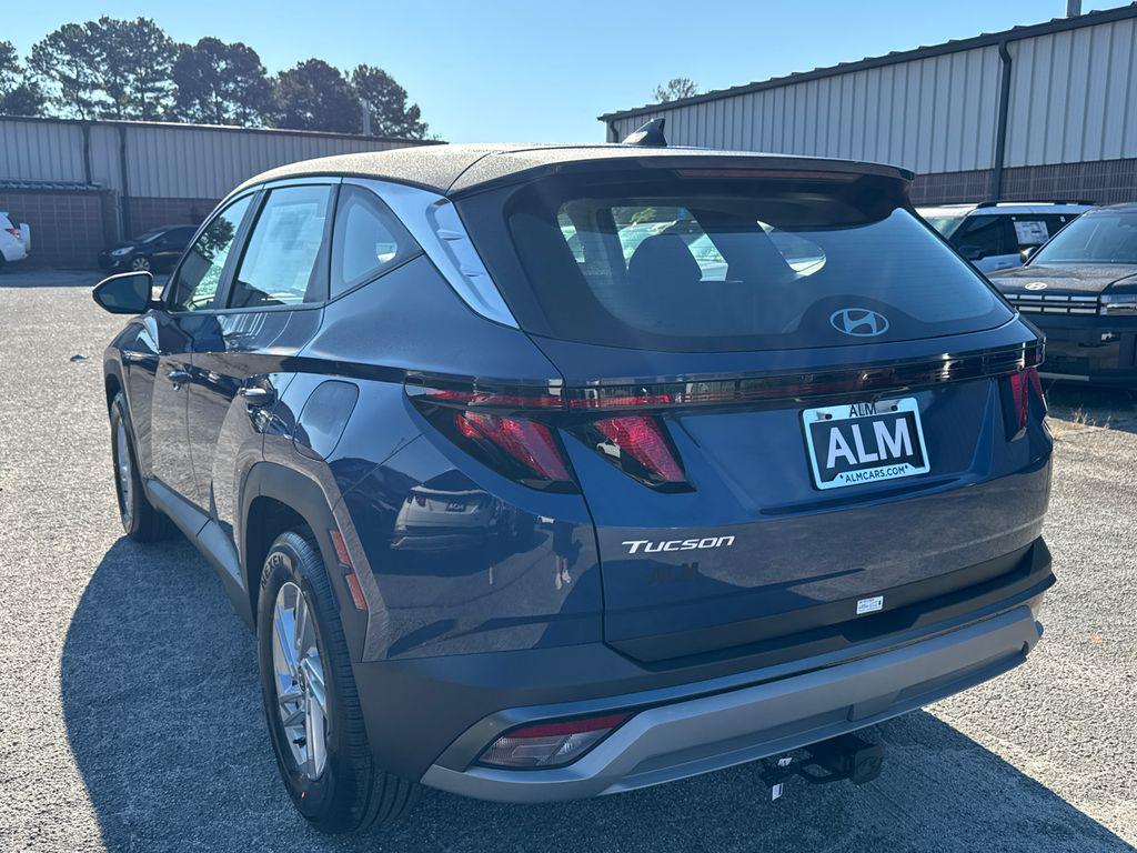 2026 Hyundai Tucson SE photo 3
