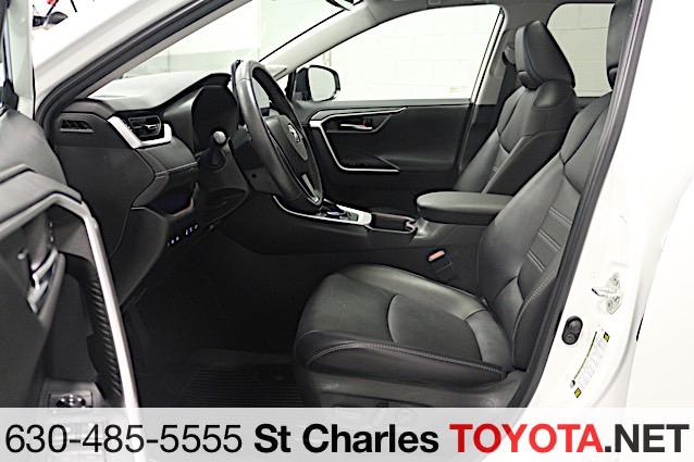 2023 Toyota RAV4 Limited - Photo 13