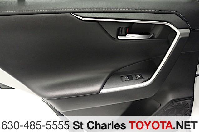 2023 Toyota RAV4 Limited - Photo 16