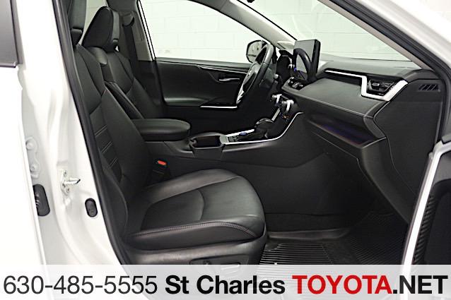 2023 Toyota RAV4 Limited - Photo 17