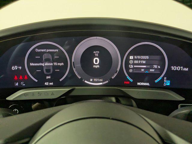2025 Porsche Taycan 4S