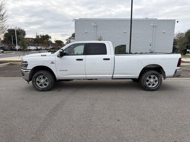 2025 Ram 3500 Big Horn Crew Cab 4x4 8' Box