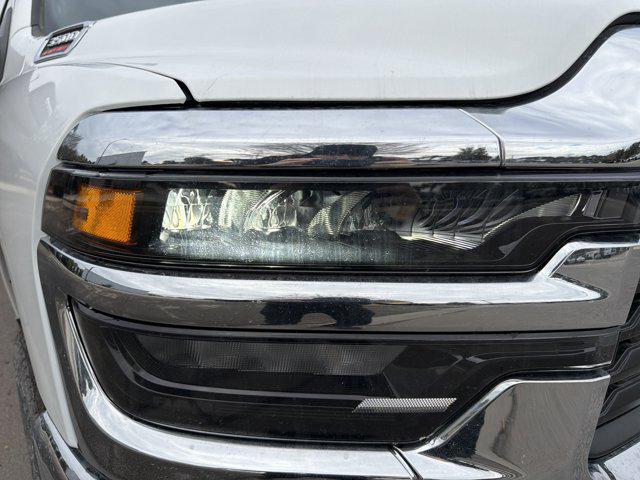 2025 Ram 3500 Big Horn Crew Cab 4x4 8' Box
