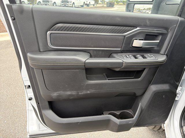 2025 Ram 3500 Big Horn Crew Cab 4x4 8' Box
