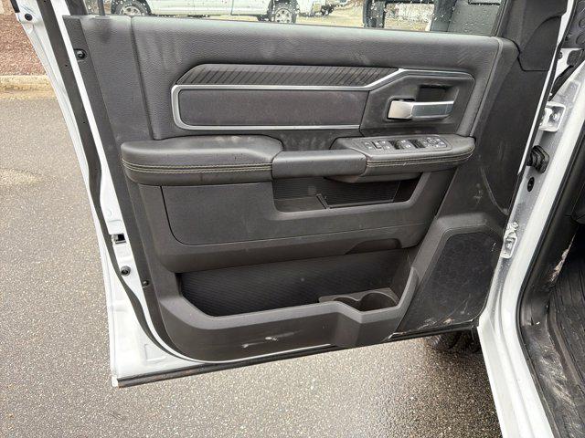 2025 Ram 3500 Big Horn Crew Cab 4x4 8' Box