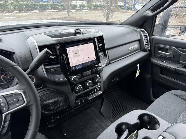 2025 Ram 3500 Big Horn Crew Cab 4x4 8' Box