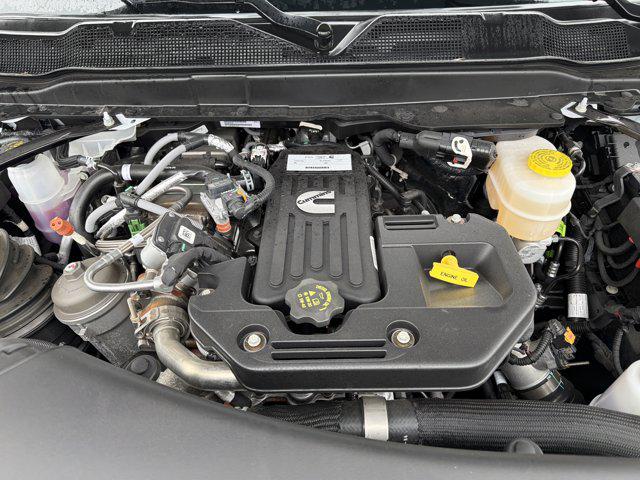 2025 Ram 3500 Big Horn Crew Cab 4x4 8' Box