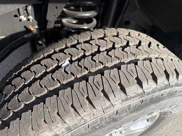 2025 Ram 3500 Big Horn Crew Cab 4x4 8' Box