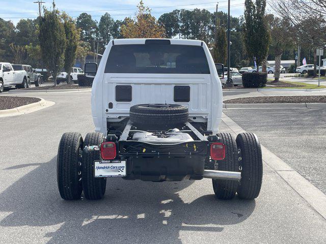 2025 Ram 3500 Tradesman/Big Horn