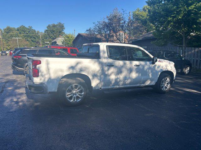 2022 Chevrolet Silverado 1500 4WD Crew Cab Short Bed LTZ