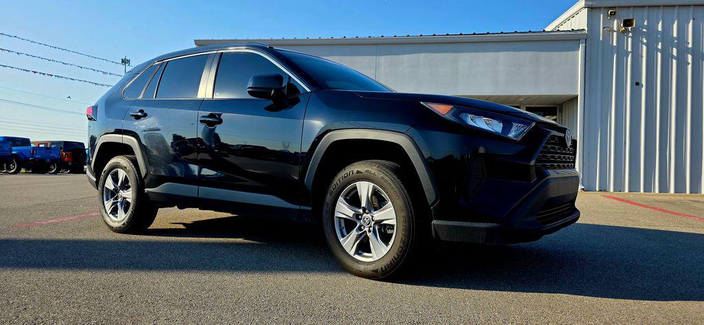 2022 Toyota RAV4 Hybrid LE