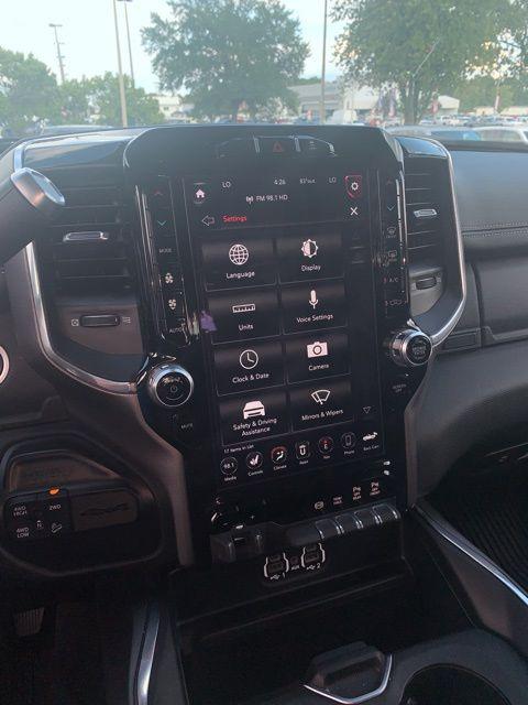 2021 RAM 2500 Laramie Crew Cab 4x4 64 Box