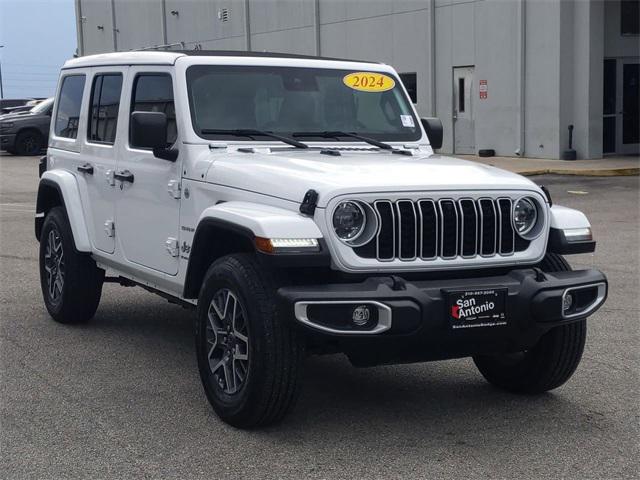 2024 Jeep Wrangler 4-Door Sahara 4x4