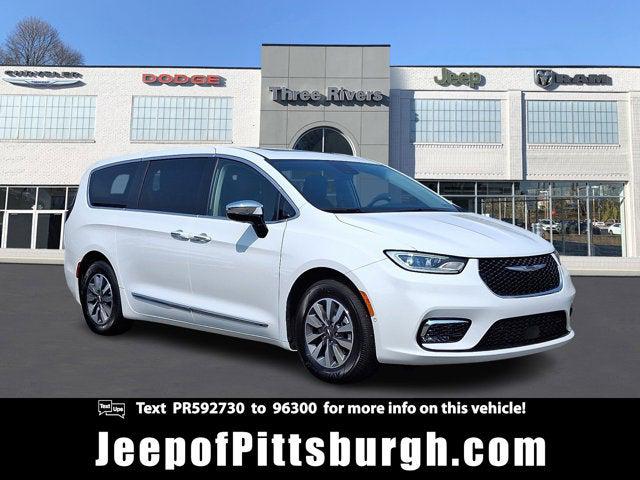 2023 Chrysler Pacifica Hybrid Limited 2023 Chrysler Pacifica Hybrid Limited