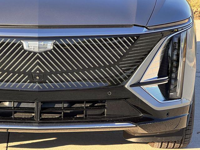 2026 Cadillac iQ Luxury