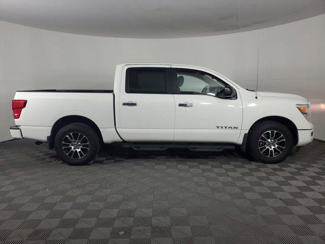 2021 Nissan Titan Crew Cab SV 4x2