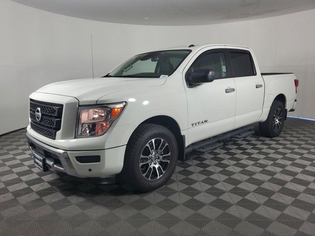 2021 Nissan Titan Crew Cab SV 4x2