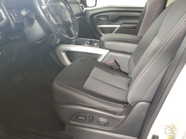 2021 Nissan Titan Crew Cab SV 4x2