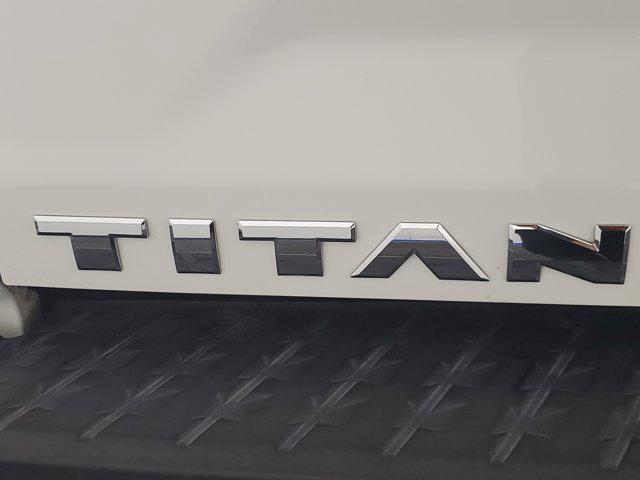 2021 Nissan Titan Crew Cab SV 4x2