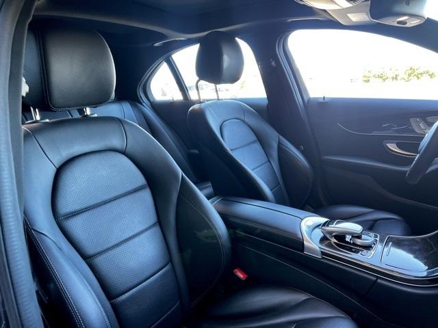 2016 Mercedes-Benz C-CLASS C 300 4dr Sdn C 300 RWD