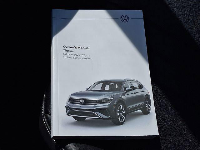 2024 Volkswagen Tiguan 2.0T SE
