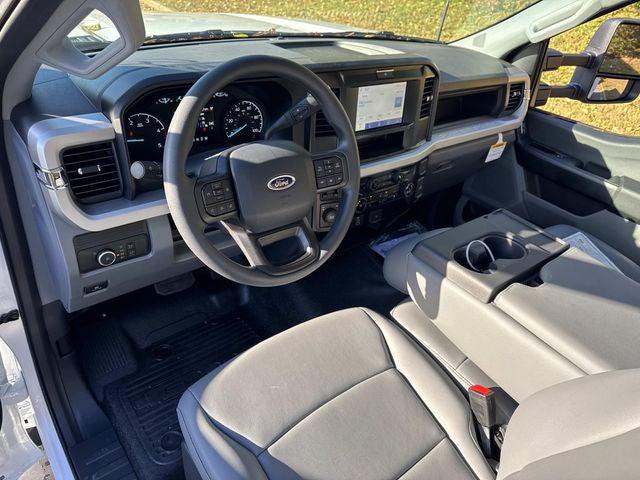 2025 Ford 600 F-600 XL