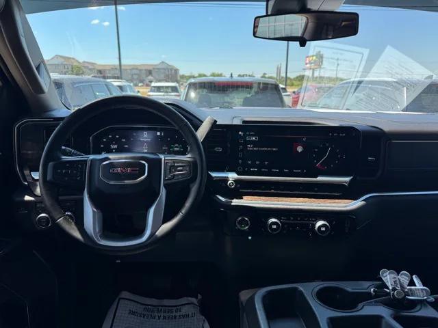 2023 GMC Sierra 1500 4WD Crew Cab Short Box Elevation with 3SB