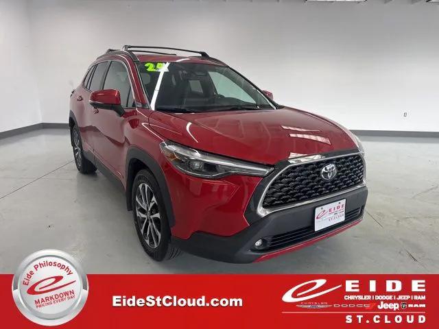 2024 Toyota Corolla Cross XLE 2024 Toyota Corolla Cross XLE