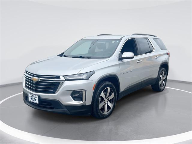 2022 Chevrolet Traverse AWD LT Leather