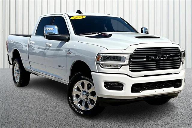 2024 RAM 3500 Laramie Crew Cab 4x4 64 Box 2024 RAM 3500 Laramie Crew Cab 4x4 64 Box