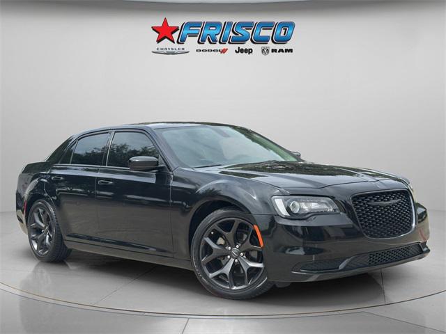 2022 Chrysler 300 Touring